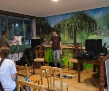 Música de raíz en Los Lugg: crónica del concierto de Bimenes Underprau y A.Matraka